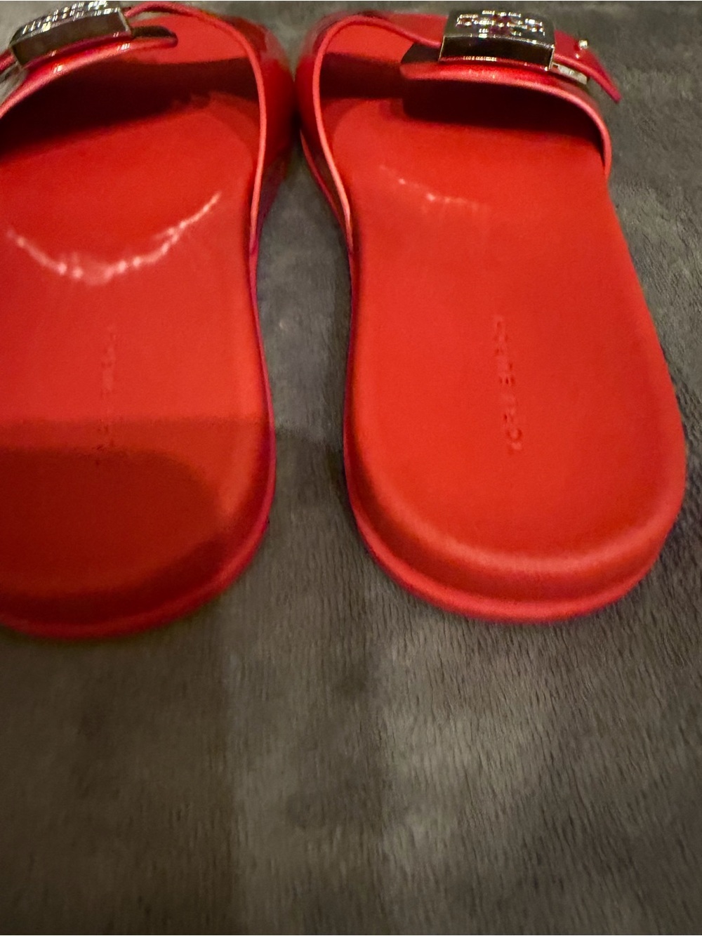 Tory Burch Red Patent Slide Sandals with Gold Logo - Picture 3 of 8